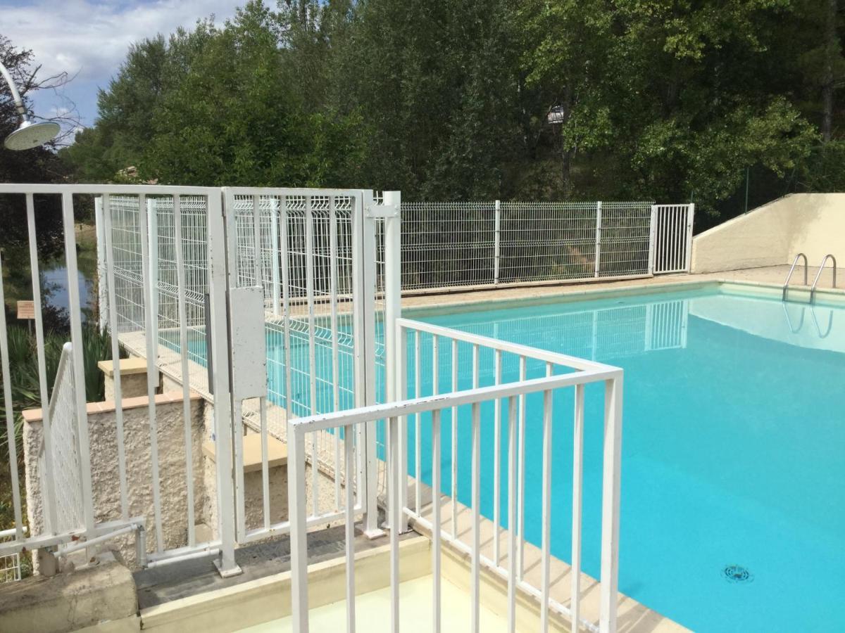 Mazet Lavande Holiday home *